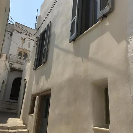Luxury Townhouse In Historical Center With Expansive Sea Views